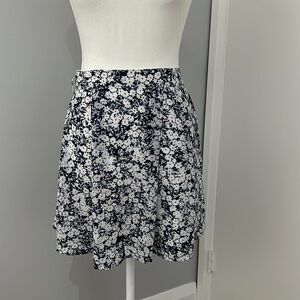 Dynamite Flowy Two-Layered Mini Skirt in Floral Pattern with Belt Loops